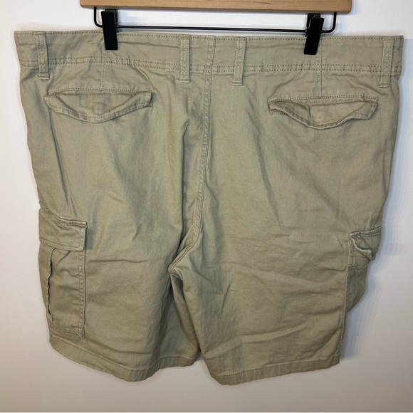 Bundle of 2 Pairs of Men’s George Cargo Shorts in Gray and Khaki, Size 40 - Picture 5 of 15